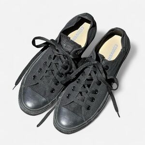 Black Converse All Stars